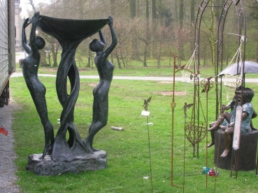 B9: Art- deco beeld- fontein