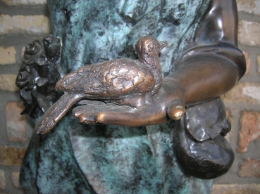 B40: detail