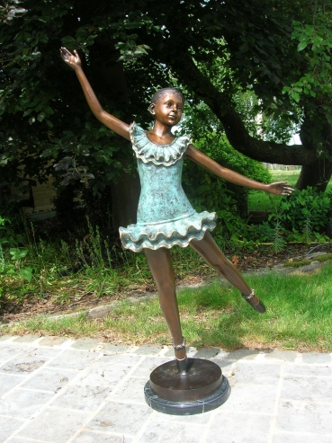 B140F:Ballerina