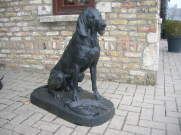 Gietijzer, beelden, vazen, vogelfonteinen,....