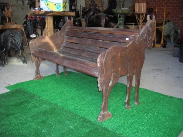 H13:tuinbank paard