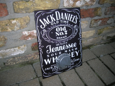 I34:Jack Daniels reclamebord met flesopener