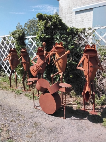 Muzikanten kikkers. h: 1,60m