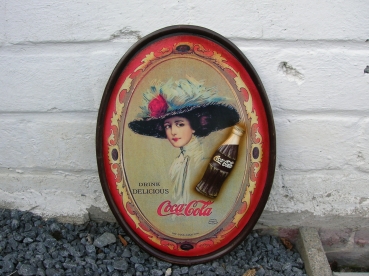 H100: Pubbord Coca Cola. 35 euro.\n55 op 40cm
